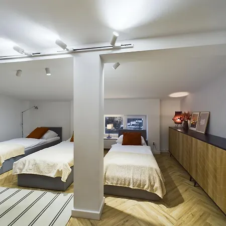 Warszawska 206 Iii Pietro