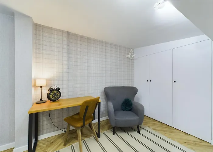 Warszawska 206 Iii Pietro *